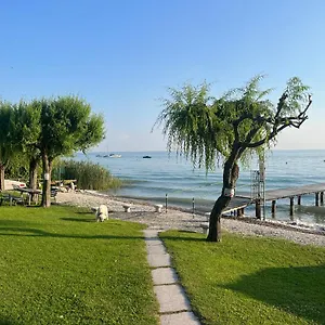 https://favolabella-the-loft.hotelinveneto.com